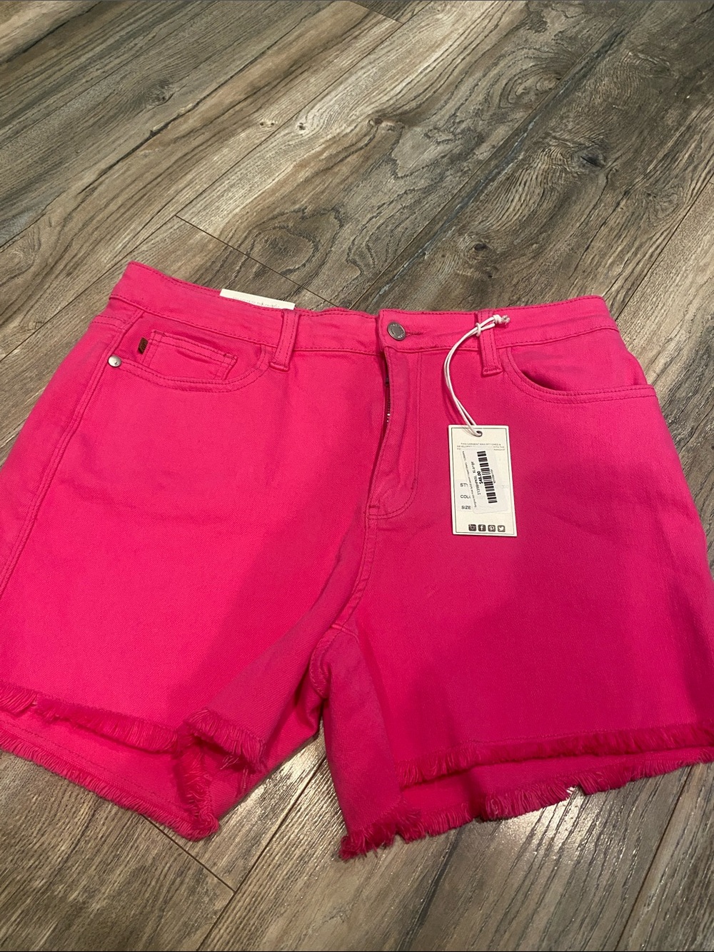 Judy blue shorts XL new with tags
